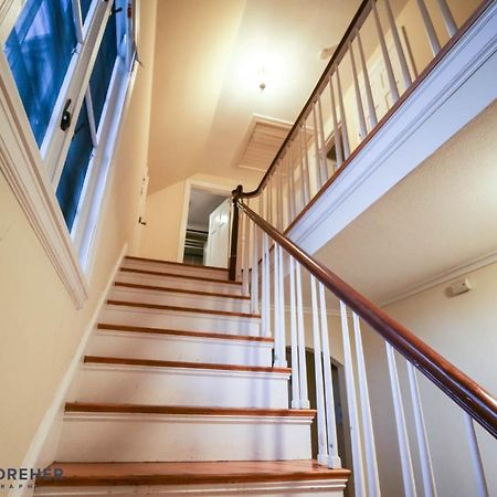 Town Plot Waterbury Apartment Ngoại thất bức ảnh