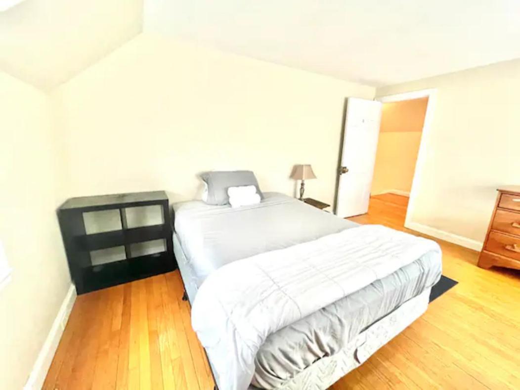 Town Plot Waterbury Apartment Ngoại thất bức ảnh
